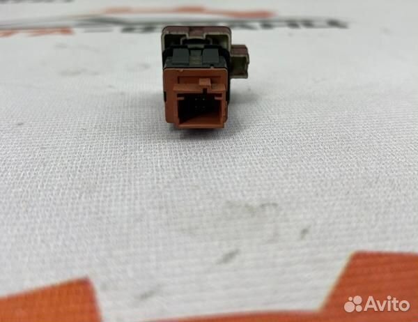 Кнопка аварийной сигнализации Citroen C4 хэтчбек