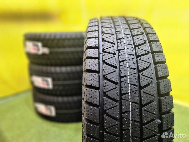 Bridgestone Blizzak DM-V3 255/55 R19