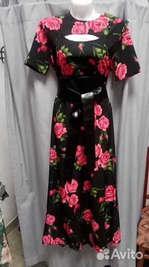 Платье длинное 46р