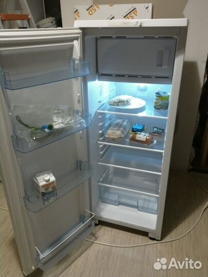 Холодильник Индезит выс.170см Доставка