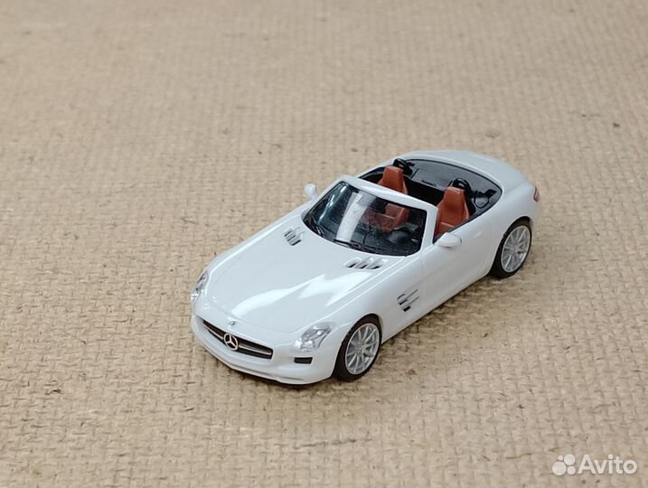 Mercedes Benz SLS (R197) 2010-2014. Roadster