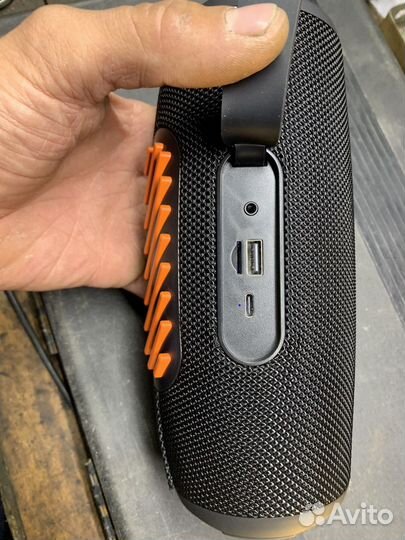 Bluetooth колонка jbl charge 5