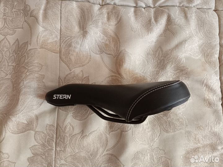 Седло и руль от велосипеда Stern