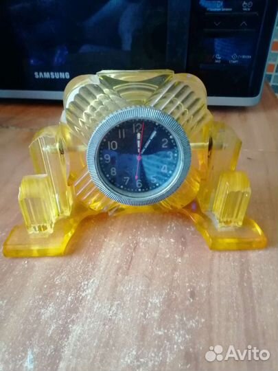 Настольные часы