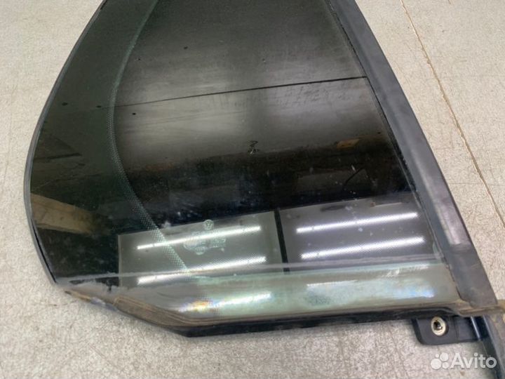 Форточка двери задняя правая Volkswagen Golf MK6