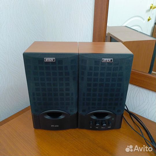 Колонки Sven SPS-606