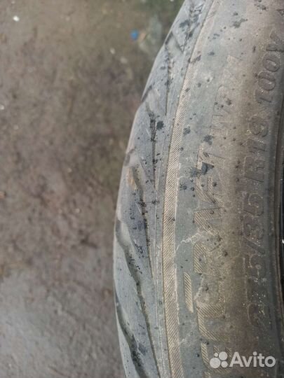 Kumho WinterCraft WP71 245/40 R19 и 275/35 R19 100