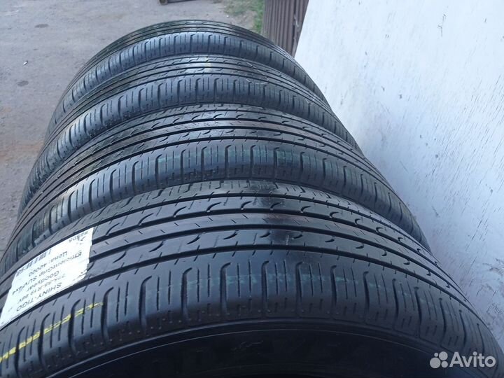 Goodyear EfficientGrip SUV 4x4 225/55 R19 99V