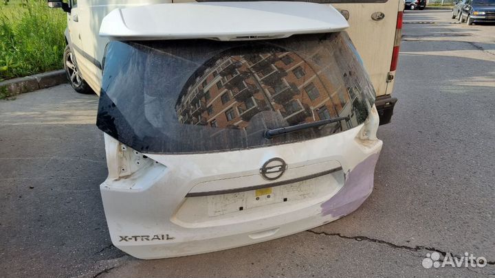 Крышка багажника Nissan X-Trail t32