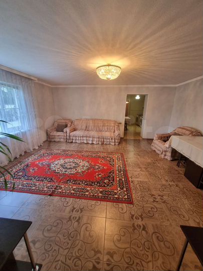 3-к. квартира, 80 м², 1/2 эт.