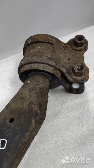 Рычаг передний нижний левый Ford Focus 2