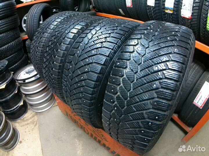 Gislaved Nord Frost 200 SUV 255/55 R19