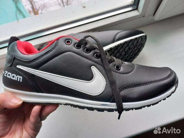 Кроссовки мужские 43/44 новые