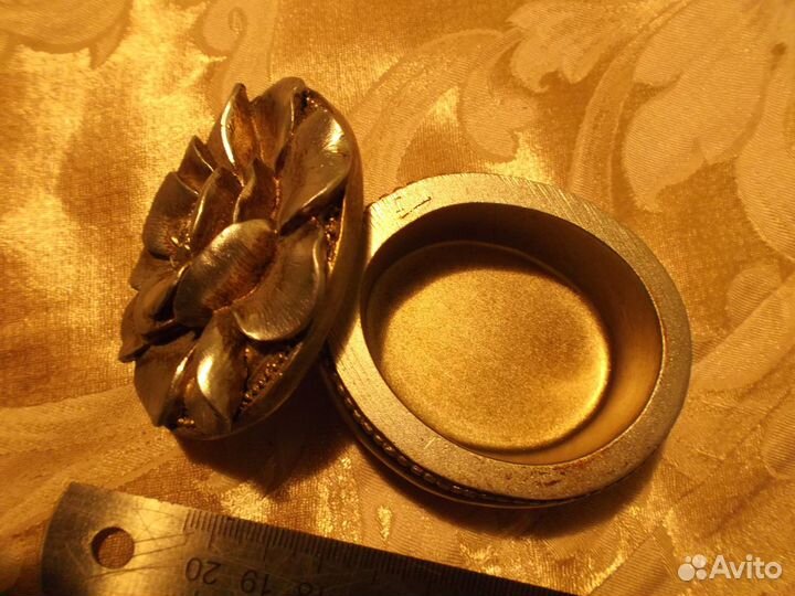 Шкатулка веер