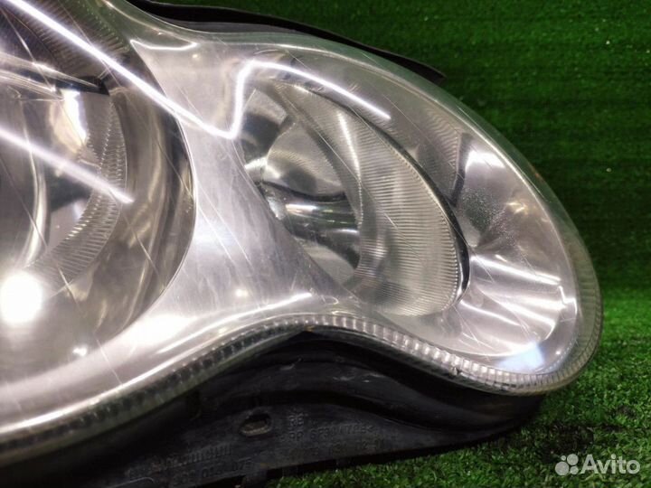 Фара передняя правая Mercedes Benz C W203