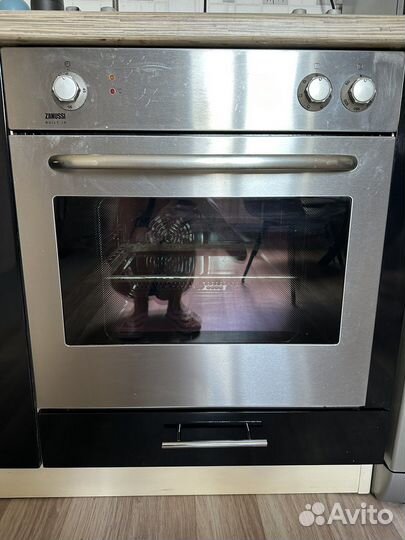 Духовой шкаф