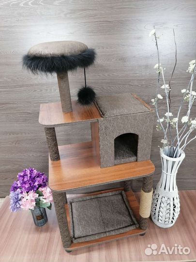 Домик для кошки с когтеточкой