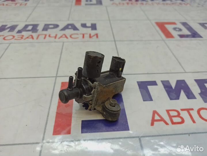 Клапан электромагнитный Toyota Land Cruiser (J100) 25819-33010