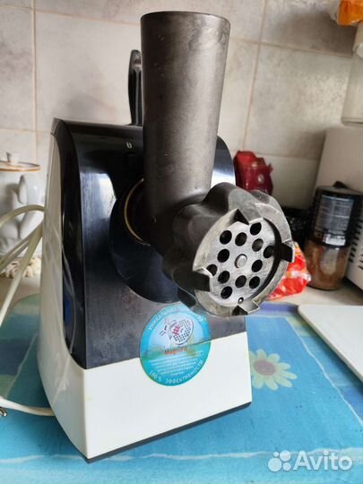 Мясорубка электрическая