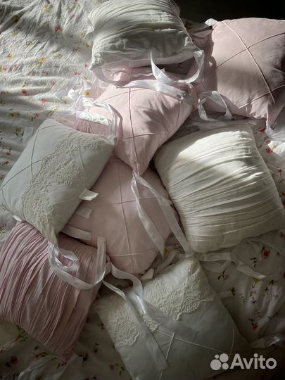 Бортики в кроватку