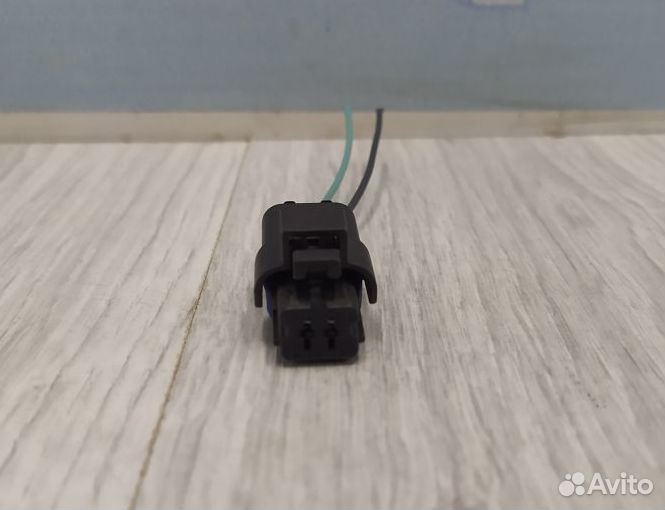 Штекер разъём адсорбера renault megane 3