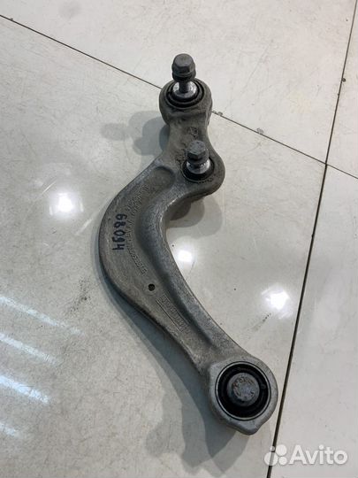 Рычаги подвески (задний, правый, верхний)