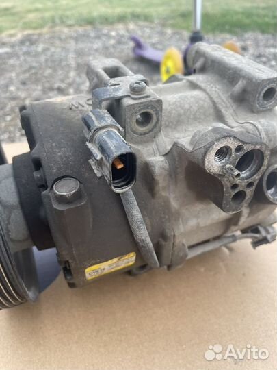 Компрессор автомобильный кондиционера