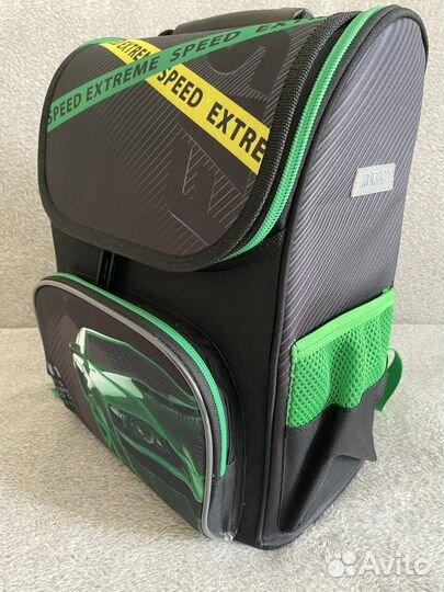 Ранец школьный для мальчика новый