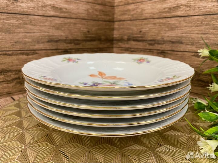 Набор глубоких тарелок 