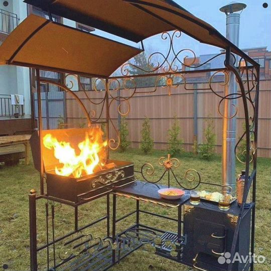 Мангал кованый с крышей