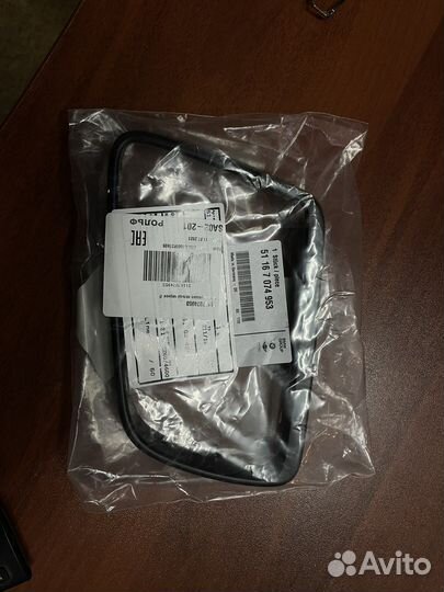 Рамка зеркала левая е60 оригинал