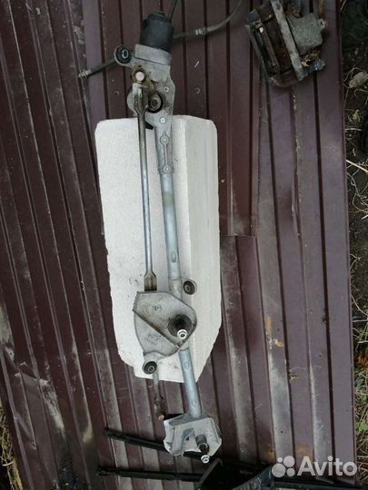 Трапеция дворников Ниссан тиида