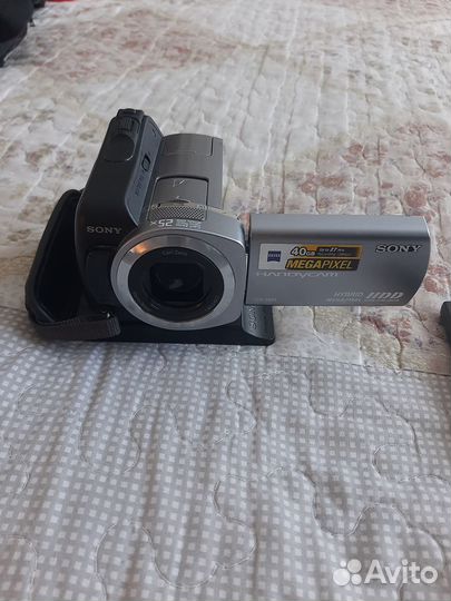 Видеокамера Sony Handycam HDD Hybrid Mega Pixel