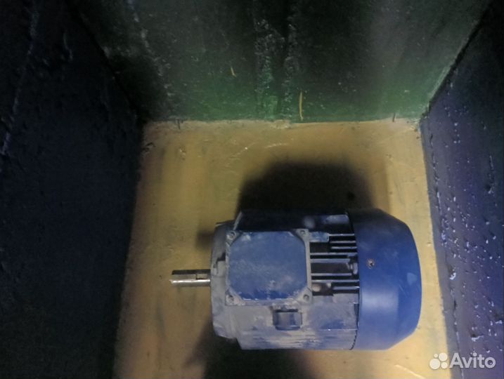 Продам двигатель аир112м4у3