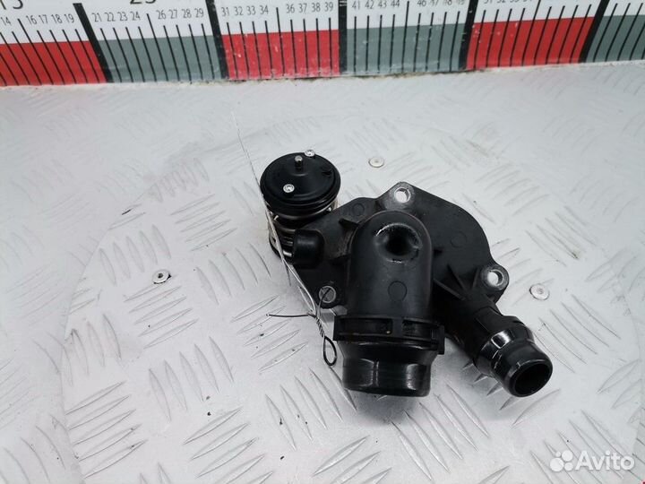 Корпус термостата BMW X5 (F15) 2011 11518516206