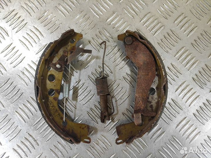 Механизм ручника Faw Vita