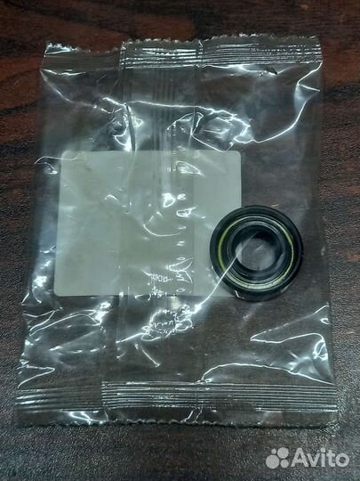 Сальник вертикального вала Suzuki 02989-12003