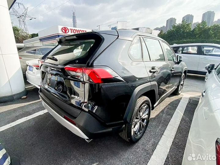 Toyota RAV4 2.0 CVT, 2023
