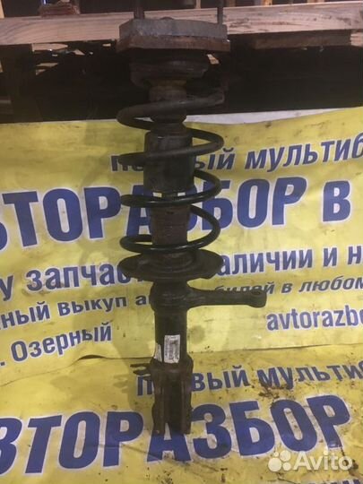 Стойка передняя левая LADA Priora