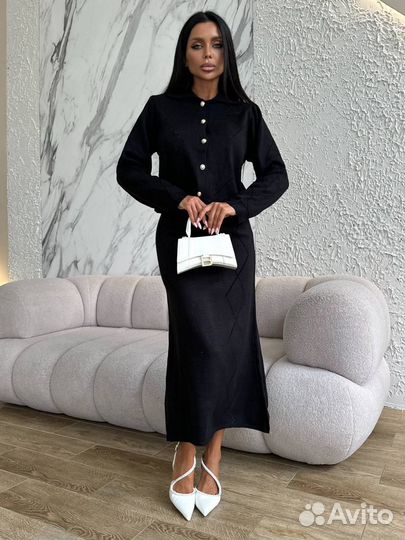 Костюм женский