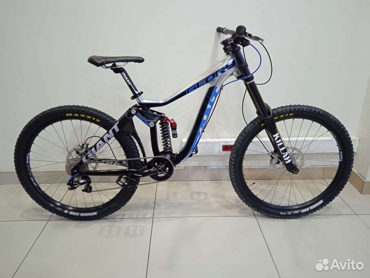 Двухподвес Giant Glory World Cup. Новый