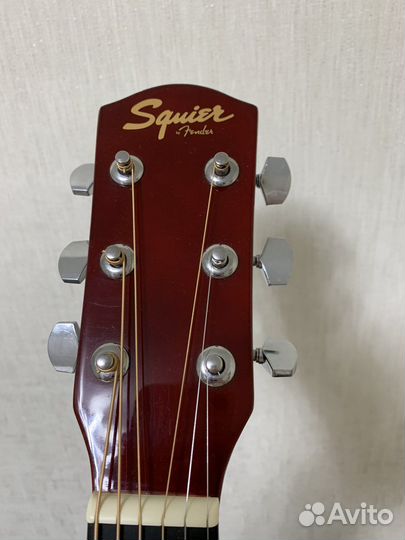 Fender Squier акустическая гитара