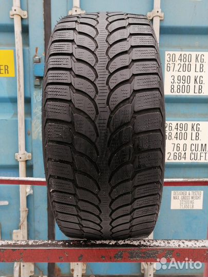 Bridgestone Blizzak LM-32 235/40 R19