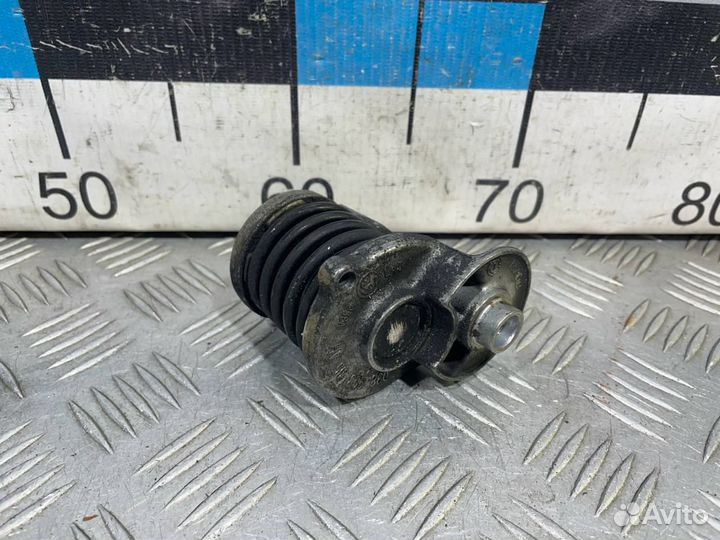 Б/У Натяжитель ремня#011