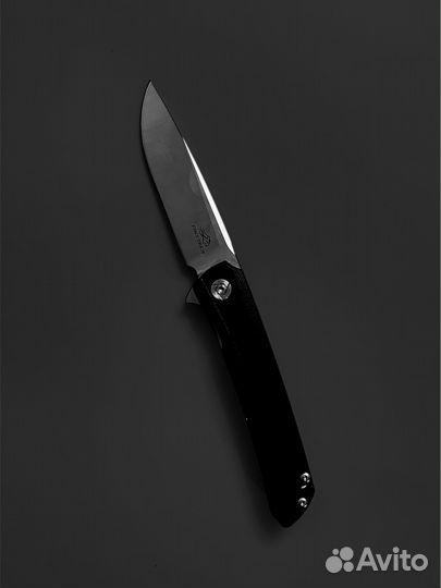 Нож туристический