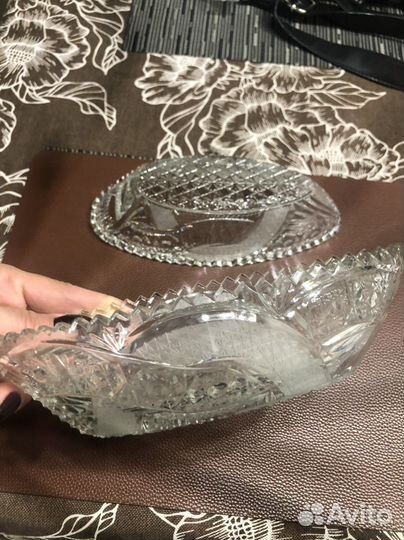 Хрустальные вазы 2 штуки