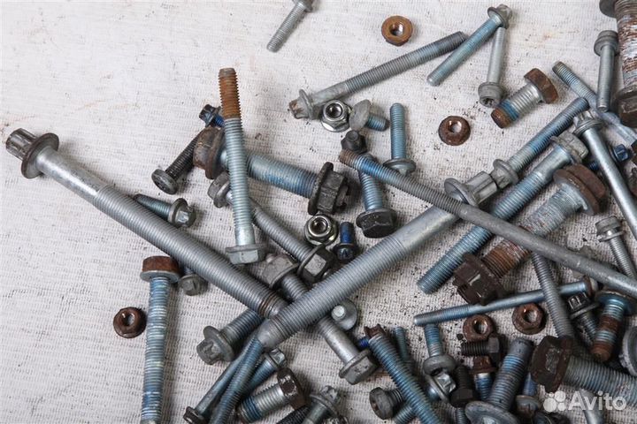 Болты подвески Mercedes-Benz W169 A-Class 2004-20