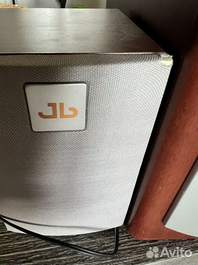 Акустические колонки jb для компьютера