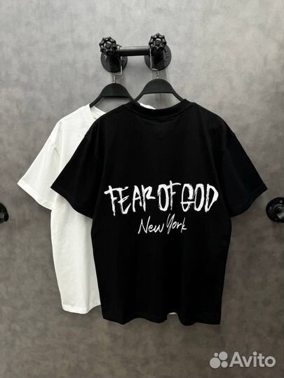 Футболка Essentials