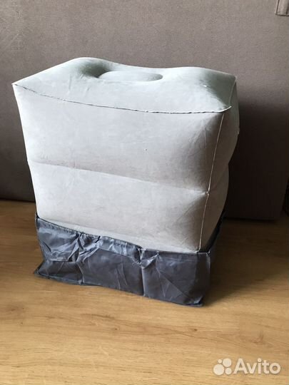 Подушка в самолет